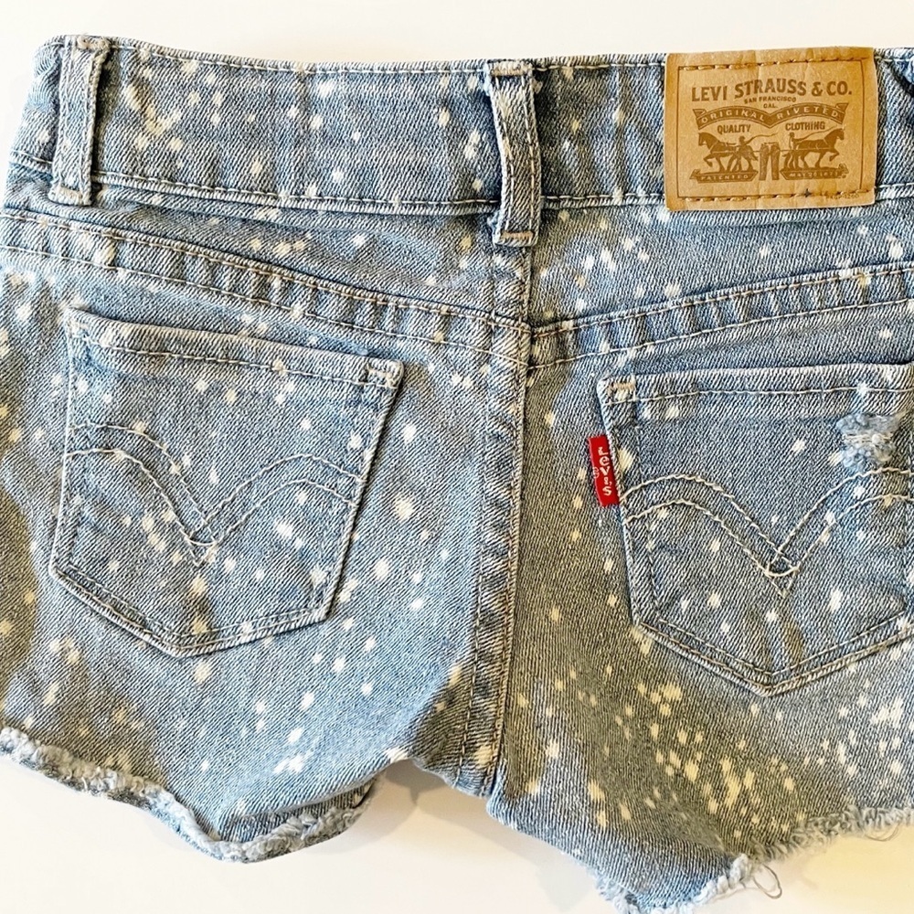 Levi’s 2T Shorty Short denim cut off shorts - Picture 3 of 7